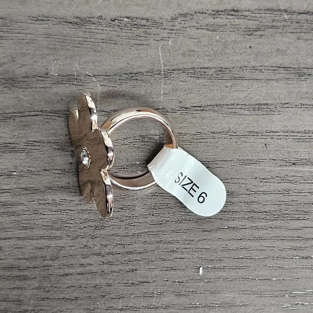Petals Rose Gold Ring Size 6